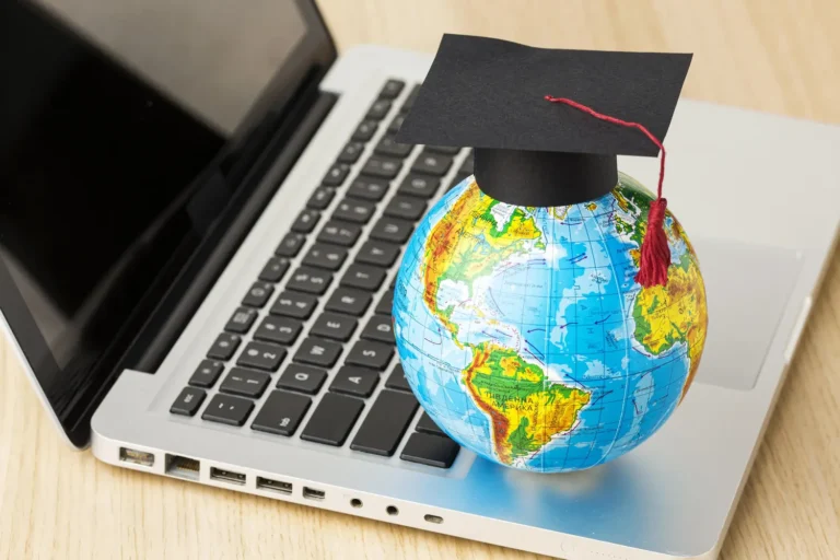 Top 5 Escuelas Online de Másteres y Diplomados en España 2026